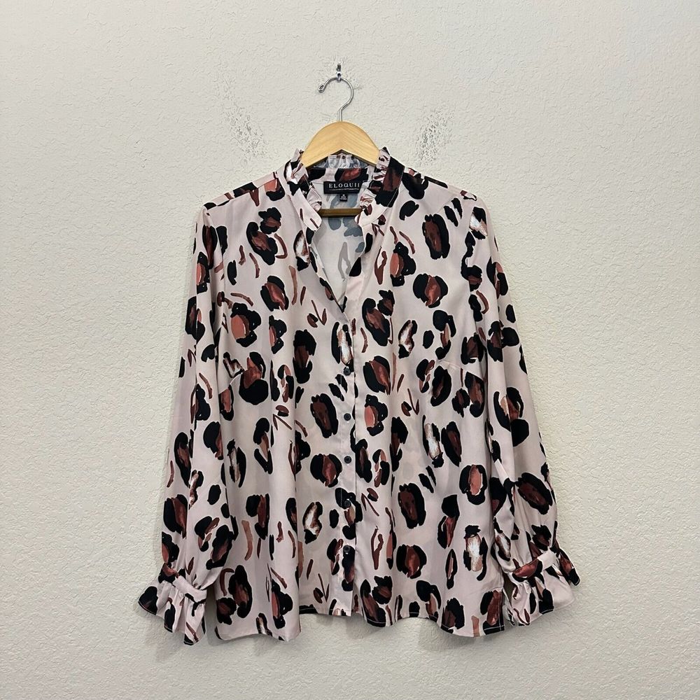 ELOQUII Printed Button Down Shirt with Ruffle Neck in Panther